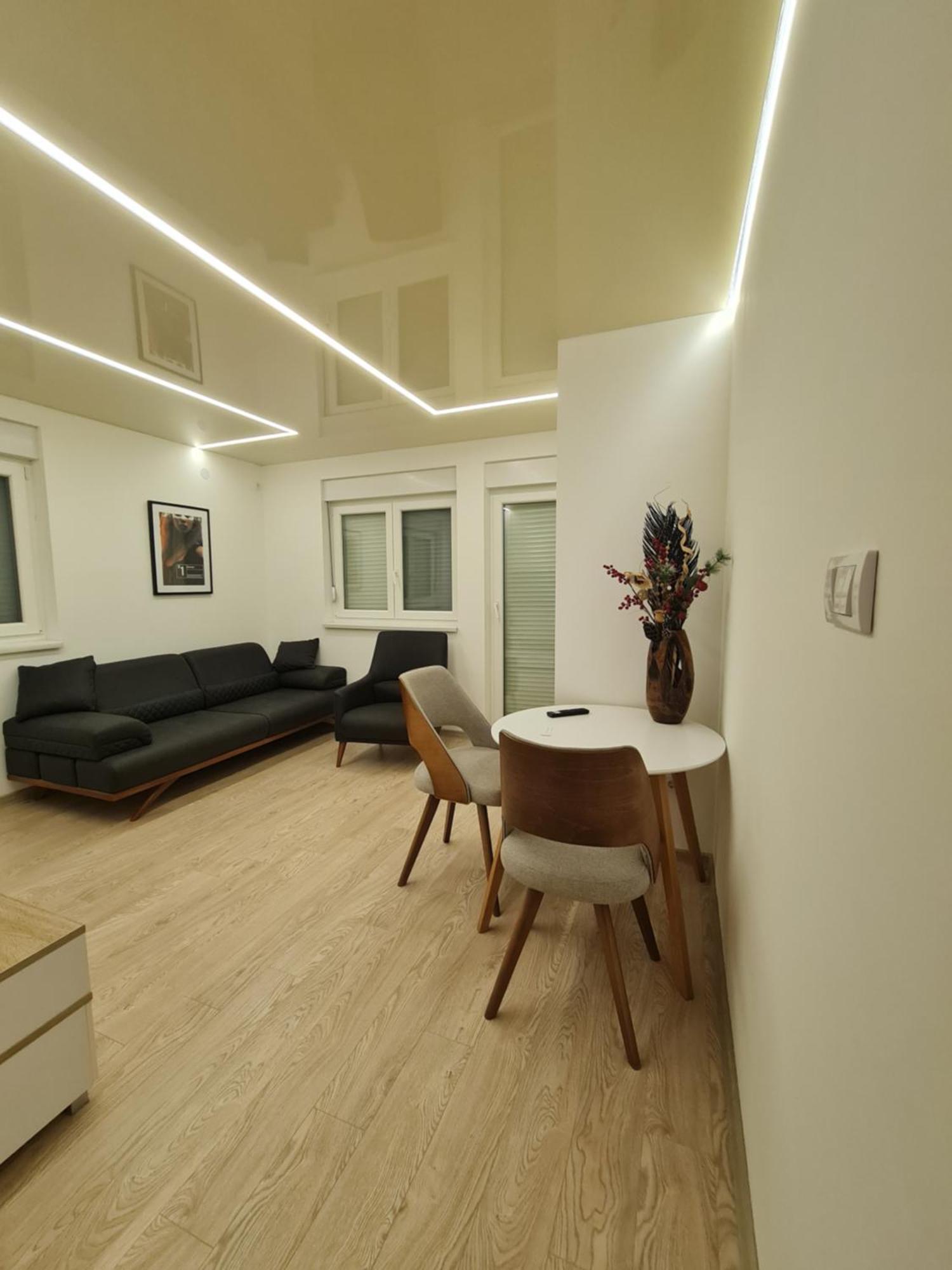 Airport Molko Apartments Surčin Εξωτερικό φωτογραφία