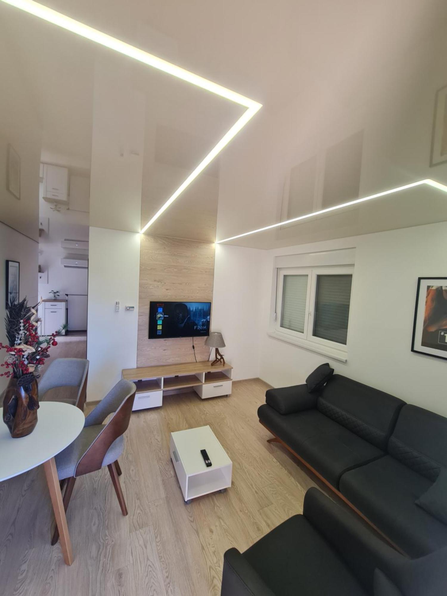 Airport Molko Apartments Surčin Εξωτερικό φωτογραφία
