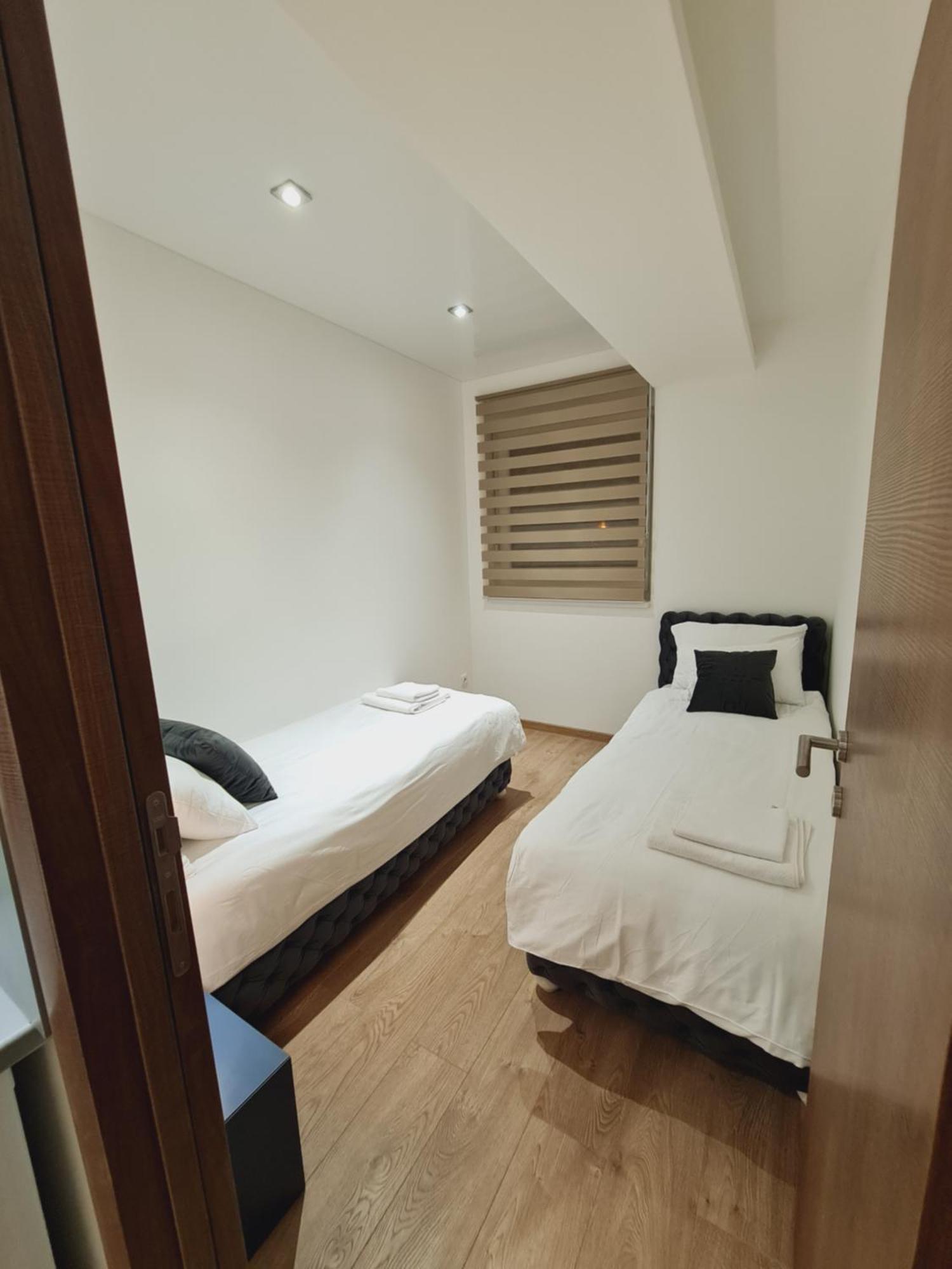 Airport Molko Apartments Surčin Εξωτερικό φωτογραφία