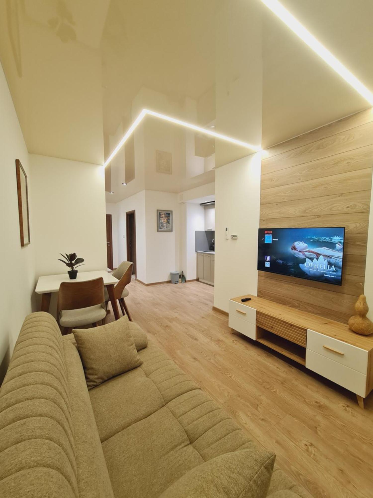 Airport Molko Apartments Surčin Εξωτερικό φωτογραφία