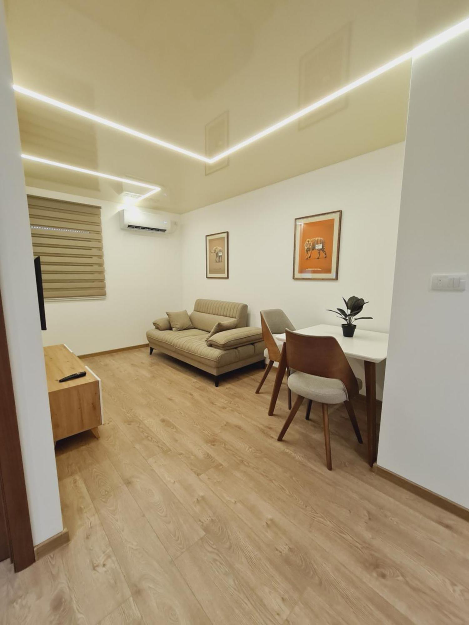 Airport Molko Apartments Surčin Εξωτερικό φωτογραφία